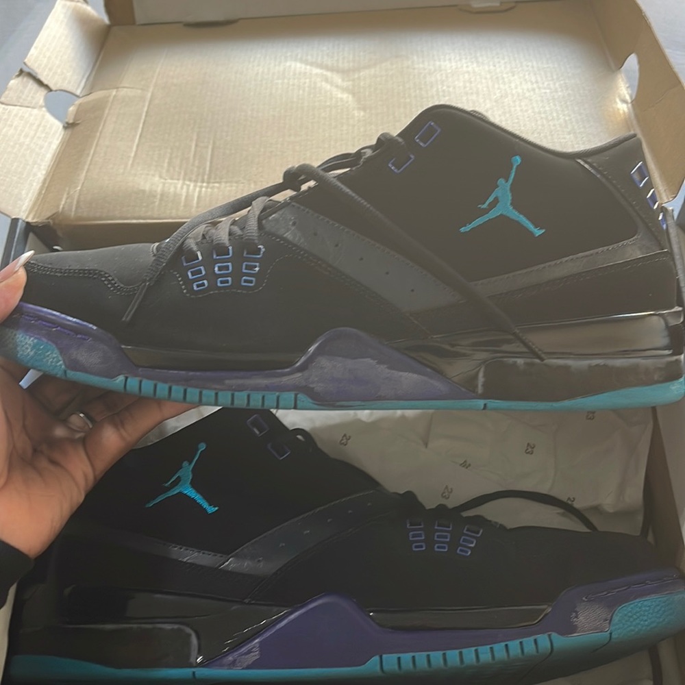 Men’s Jordan Flight23 size 14